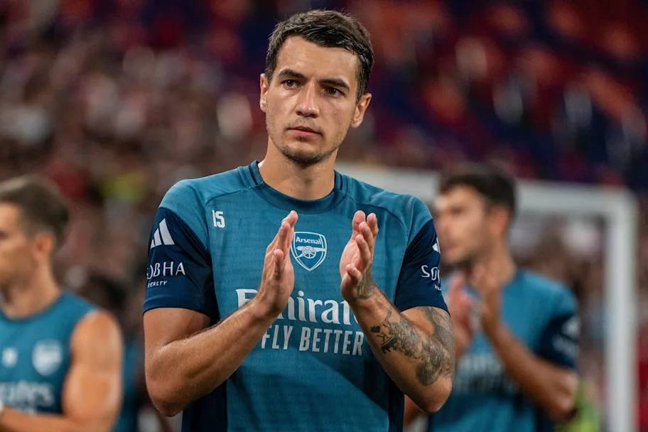 阿森纳后防动向更新，基维奥尔去留未定，已开始接触雷恩新星雅凯